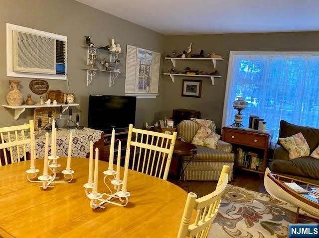 99 Morse Avenue, Rutherford, NJ 07070