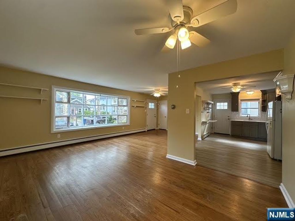 99 Morse Avenue, Rutherford, NJ 07070