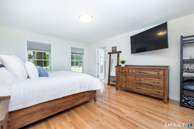 11 Jubrey Drive, Windsor, CT 06095
