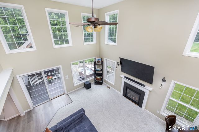 11 Jubrey Drive, Windsor, CT 06095