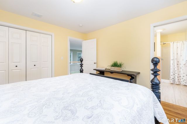 11 Jubrey Drive, Windsor, CT 06095