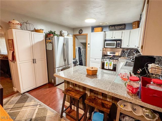 102 Skyline, Canfield, OH 44406