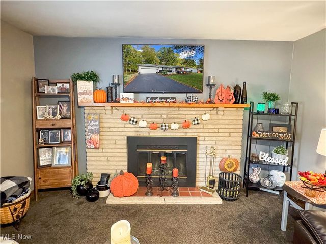 102 Skyline, Canfield, OH 44406