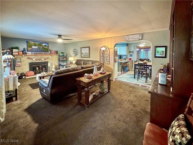 102 Skyline, Canfield, OH 44406