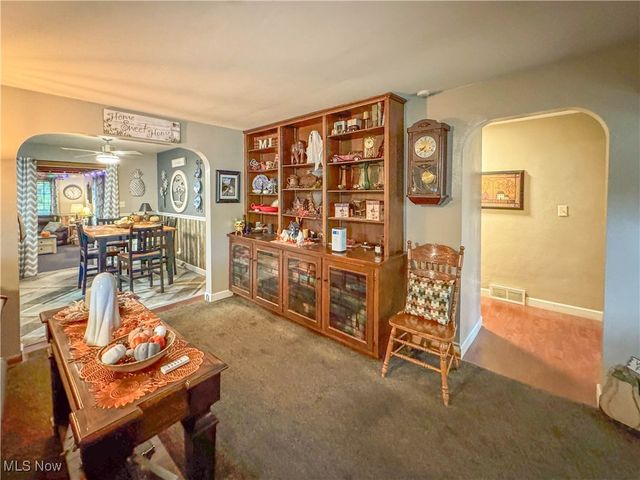 102 Skyline, Canfield, OH 44406