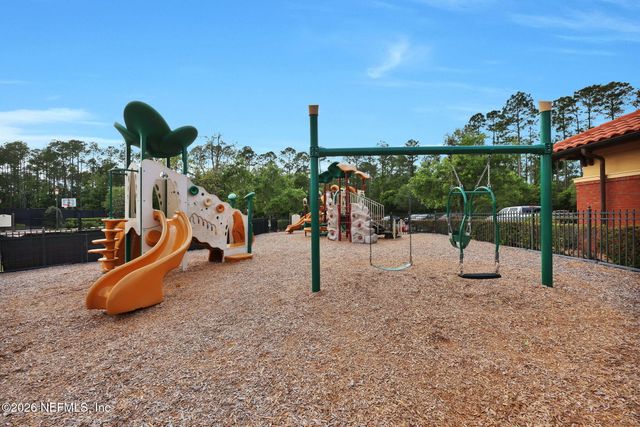62 FERNBROOK Drive, St. Johns, FL 32259