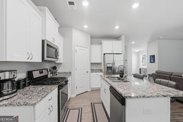54 Denver Avenue, Hiram, GA 30141