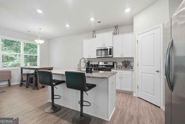 54 Denver Avenue, Hiram, GA 30141