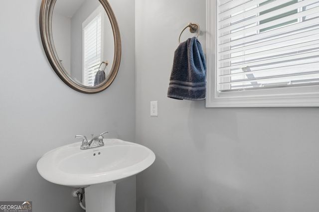 54 Denver Avenue, Hiram, GA 30141