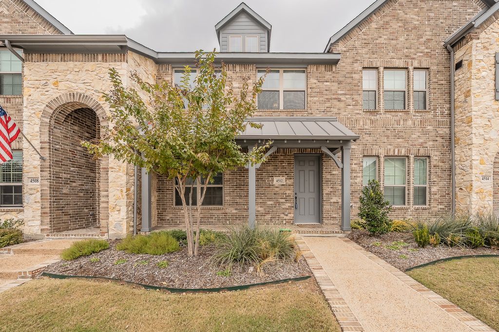 4512 Cypress Thorn Drive, Arlington, TX 76005