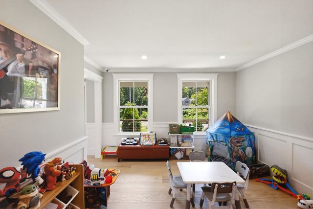 635 Santuit Newtown Road, Marstons Mills, MA 02648