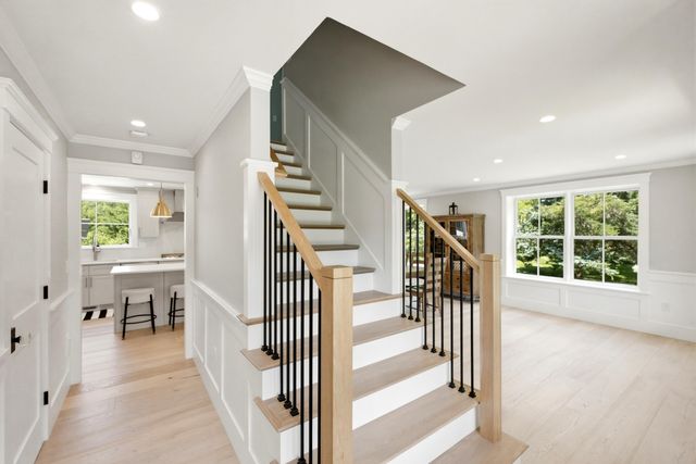 635 Santuit Newtown Road, Marstons Mills, MA 02648