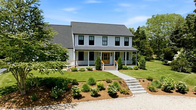 635 Santuit Newtown Road, Marstons Mills, MA 02648