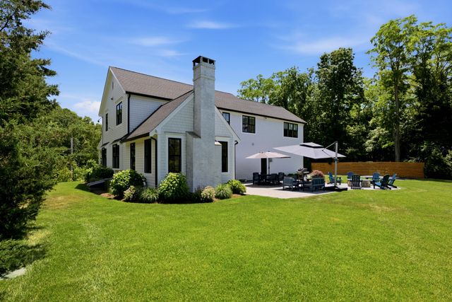 635 Santuit Newtown Road, Marstons Mills, MA 02648