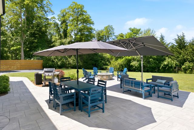 635 Santuit Newtown Road, Marstons Mills, MA 02648