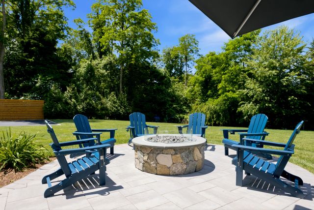 635 Santuit Newtown Road, Marstons Mills, MA 02648