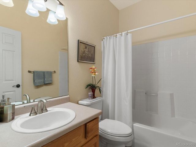 6556 Finch Court, Fort Collins, CO 80525