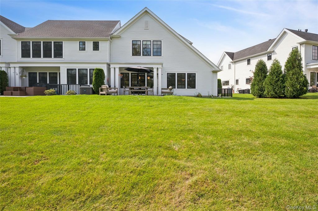 19 Lavender Lane, Rye Brook, NY 10573 — photo 4