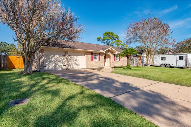 2114 Yorktown Court S, League City, TX 77573