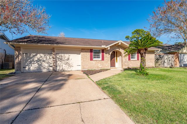 2114 Yorktown Court S, League City, TX 77573