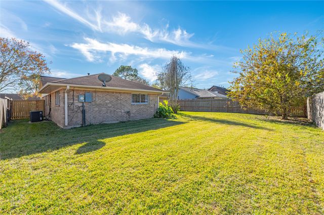 2114 Yorktown Court S, League City, TX 77573