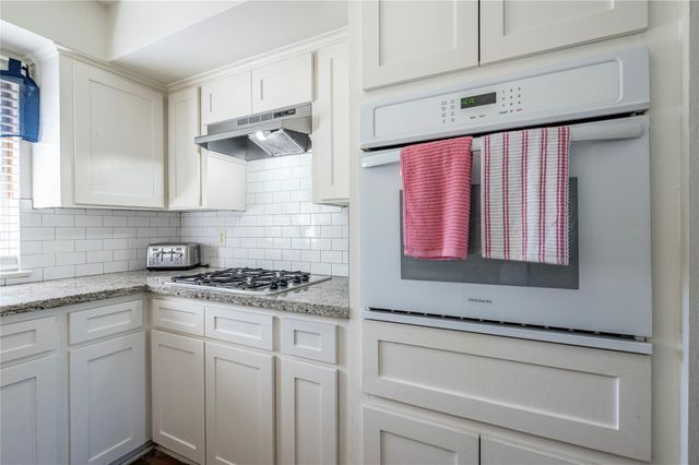 2114 Yorktown Court S, League City, TX 77573