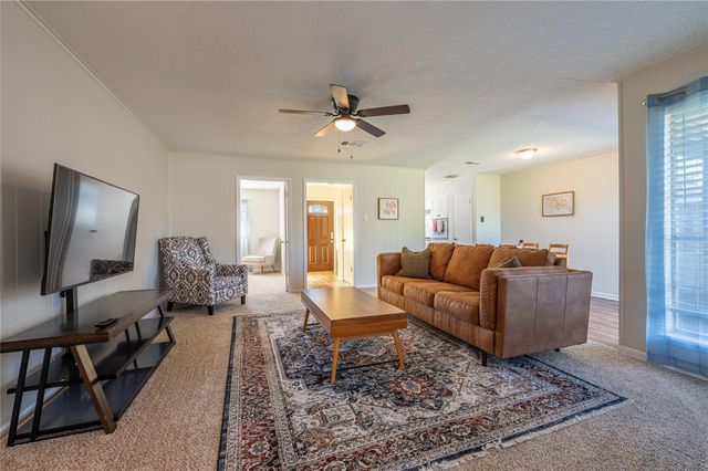 2114 Yorktown Court S, League City, TX 77573