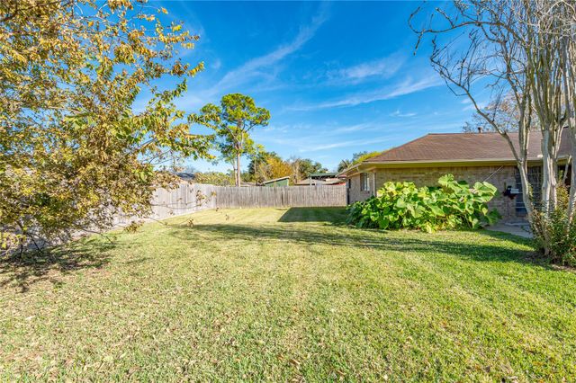 2114 Yorktown Court S, League City, TX 77573