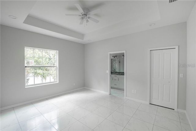 8718 N DEXTER AVENUE, Tampa, FL 33604