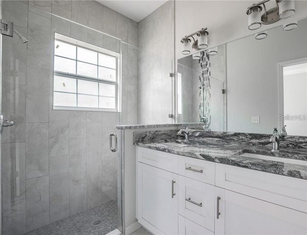 8718 N DEXTER AVENUE, Tampa, FL 33604