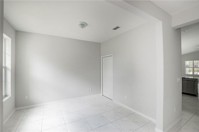 8718 N DEXTER AVENUE, Tampa, FL 33604