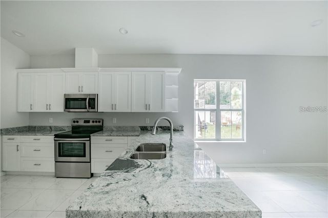 8718 N DEXTER AVENUE, Tampa, FL 33604