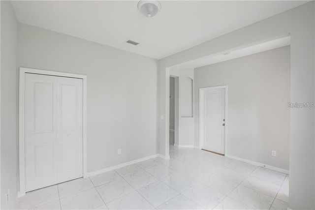 8718 N DEXTER AVENUE, Tampa, FL 33604