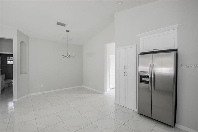 8718 N DEXTER AVENUE, Tampa, FL 33604