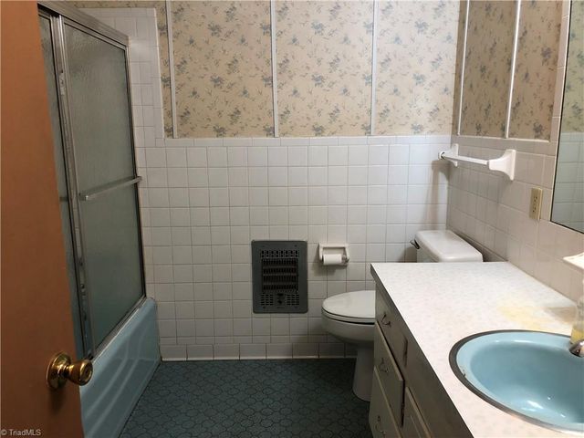 1029 Oak Ridge Road, Cana, VA 24317