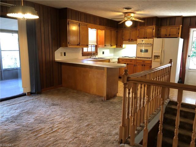 1029 Oak Ridge Road, Cana, VA 24317