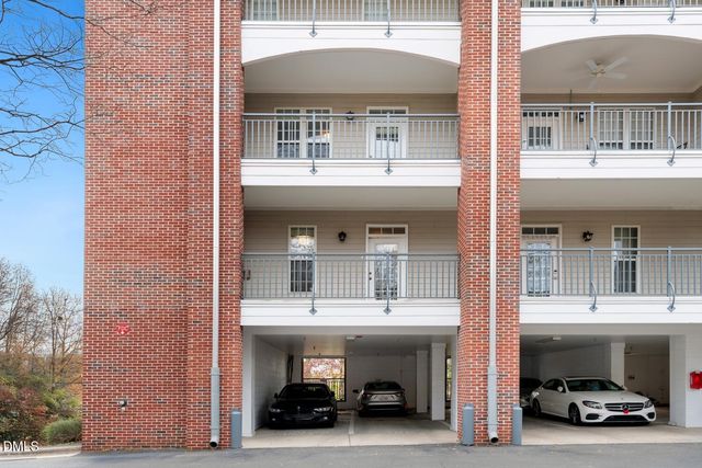 113 Conner Drive Unit 101, Chapel Hill, NC 27517