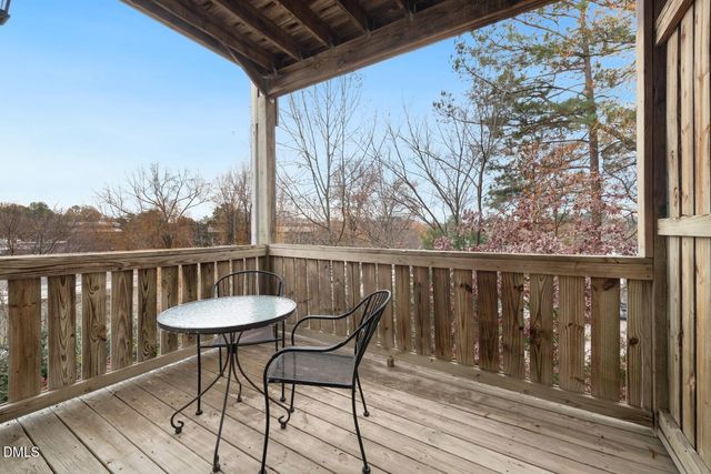 113 Conner Drive Unit 101, Chapel Hill, NC 27517