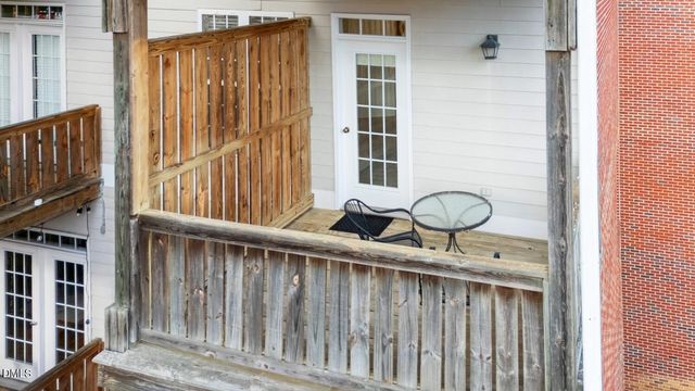 113 Conner Drive Unit 101, Chapel Hill, NC 27517