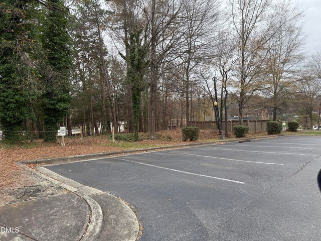 113 Conner Drive Unit 101, Chapel Hill, NC 27517