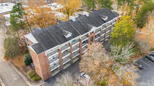 113 Conner Drive Unit 101, Chapel Hill, NC 27517