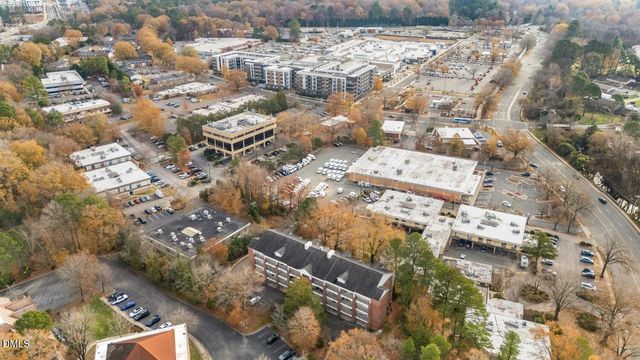 113 Conner Drive Unit 101, Chapel Hill, NC 27517