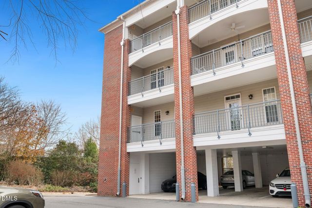 113 Conner Drive Unit 101, Chapel Hill, NC 27517