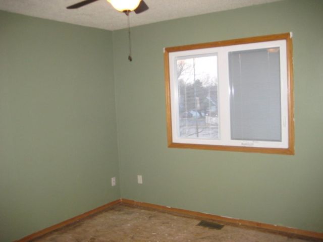 127 S CROSSWOOD LANE, Derby, KS 67037