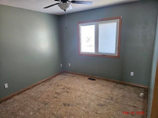 127 S CROSSWOOD LANE, Derby, KS 67037