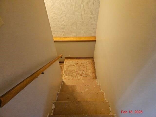 127 S CROSSWOOD LANE, Derby, KS 67037