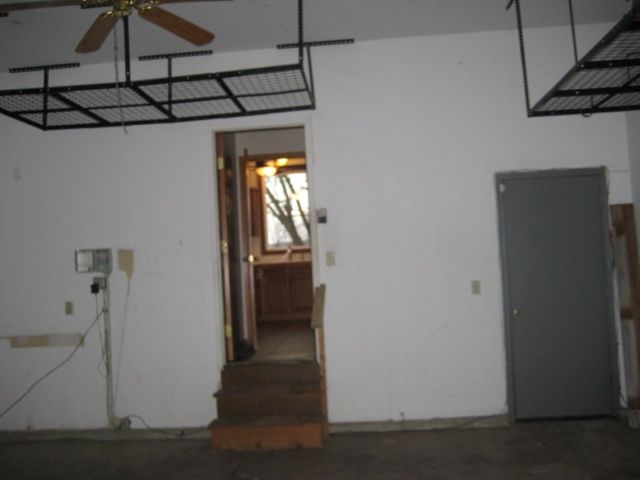 127 S CROSSWOOD LANE, Derby, KS 67037