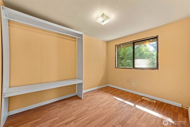 11419 Crestwood Drive S, Seattle, WA 98178