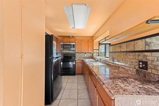 11419 Crestwood Drive S, Seattle, WA 98178