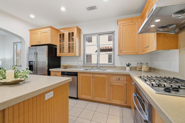 582 Ginkgo Terrace, Fremont, CA 94539